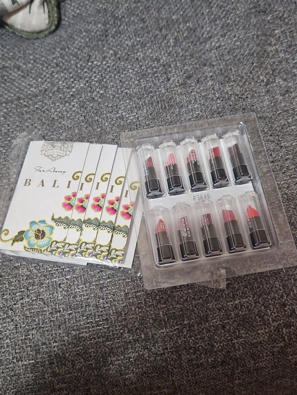 Avon Lipstick & Fragrance Far Away Bali Sample Pack Pink & Coral Shade Lipstick